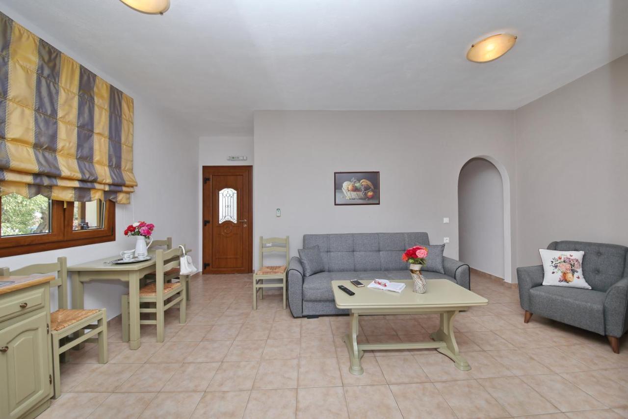 Niki Apartments Panormos  Eksteriør billede